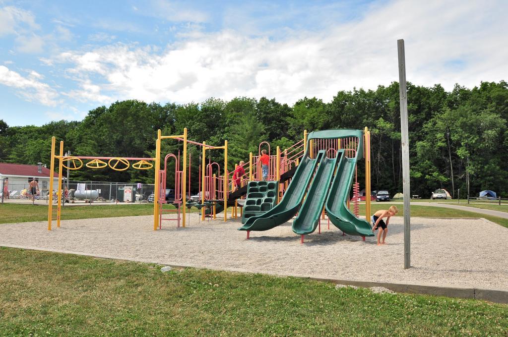 Plymouth Rock Camping Resort Basic Cabin Elkhart Lake Eksteriør bilde