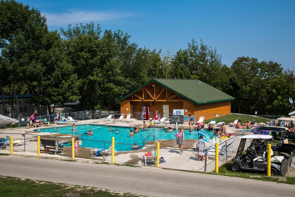 Plymouth Rock Camping Resort Basic Cabin Elkhart Lake Eksteriør bilde